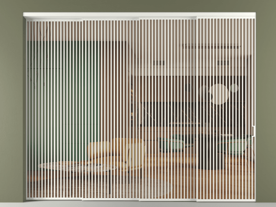 Алюминевая перегородка vn4_06_ Алюминий светло-серый Прозрачное оранжевое стекло, триплекс, 6мм. Цвет Алюминий светло-серый. Материал Алюминий в эмали. Коллекция Перегородка Formato внутри проёма 4 створки с синхронным механизмом. Картинка.